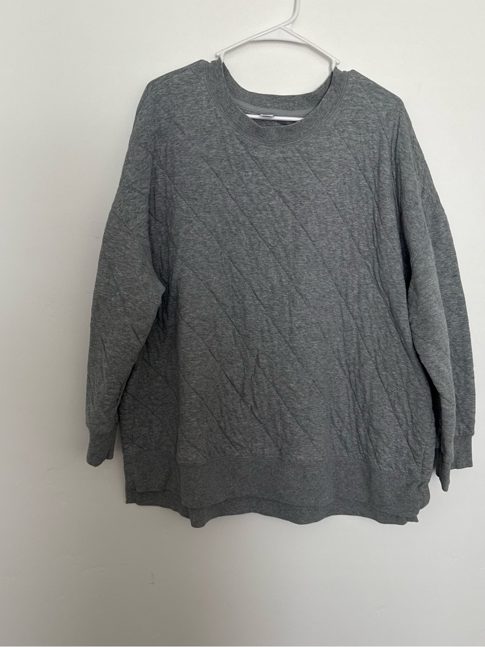 Old Navy Quilted Crewneck Sweater - Gray